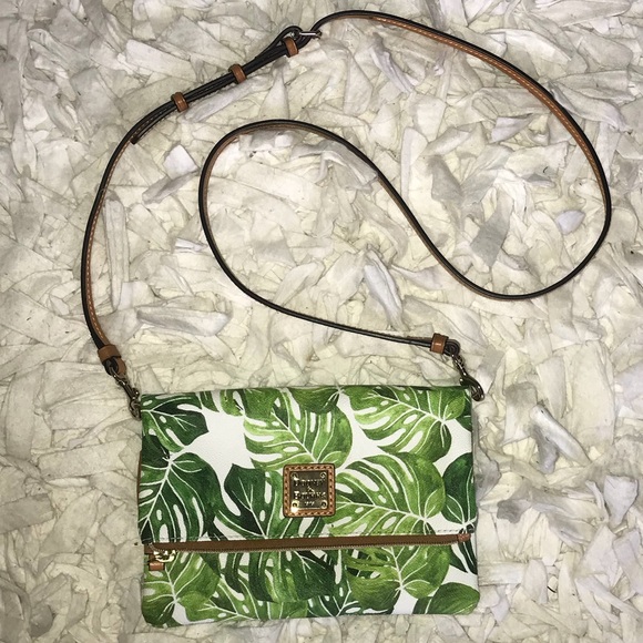 Dooney & Bourke Handbags - Dooney and Bourke cross body bag